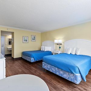Standard Queen Room Two Queen Beds Ocean View